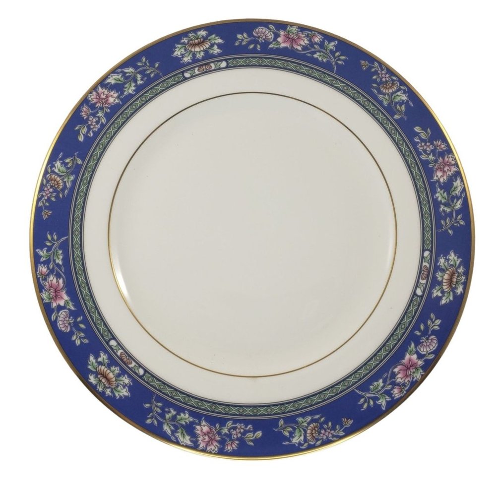 Royal Doulton Bone China Austin Pattern Salad Plate England 1993 H5225